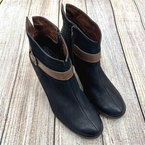 Paul Green 21444 Women's Size 7 Black Leather Heeled‎ Ankle Boots Buckle Straps